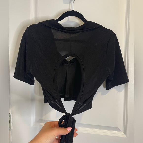 Crop top - Picture 2 of 2